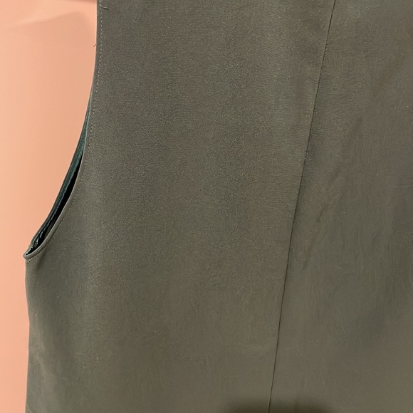 BOGO! Hunter green mock neck shift dress - Picture 4 of 4